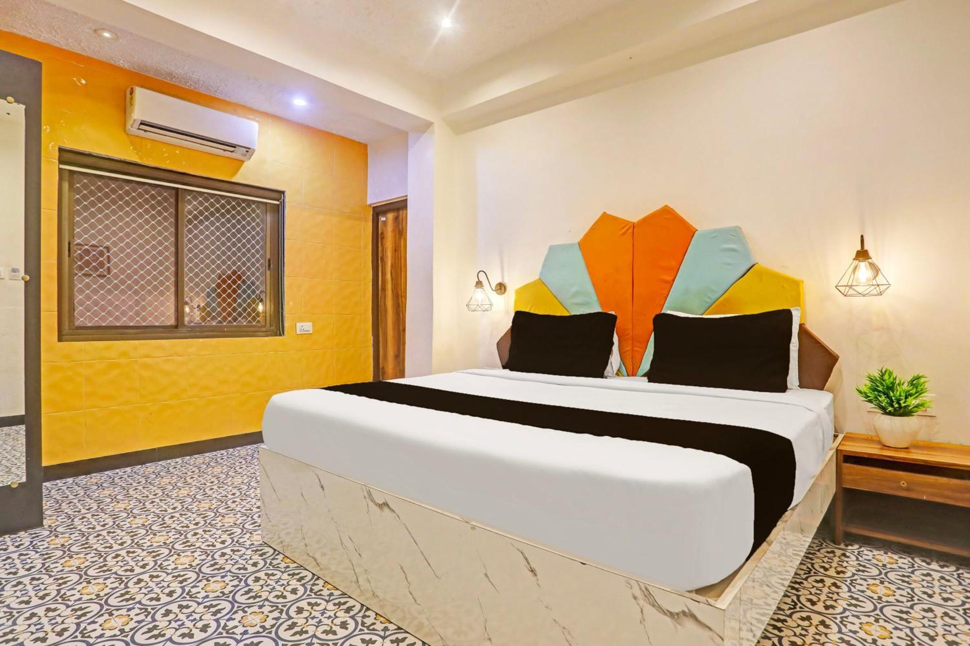 Super Townhouse Cantonment Varanasi Formerly Sarin Inn Exteriör bild