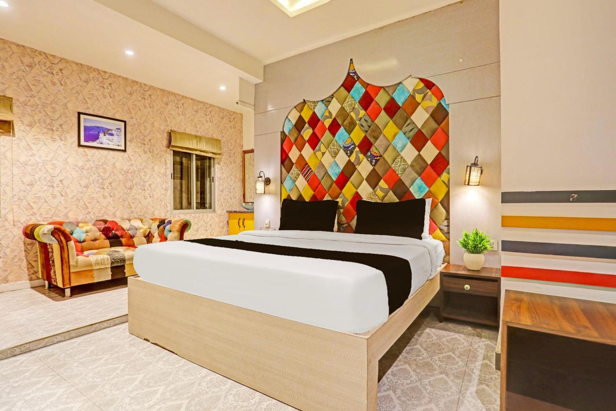 Super Townhouse Cantonment Varanasi Formerly Sarin Inn Exteriör bild